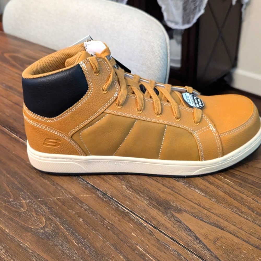 New Skechers Work Shoes - Size 12